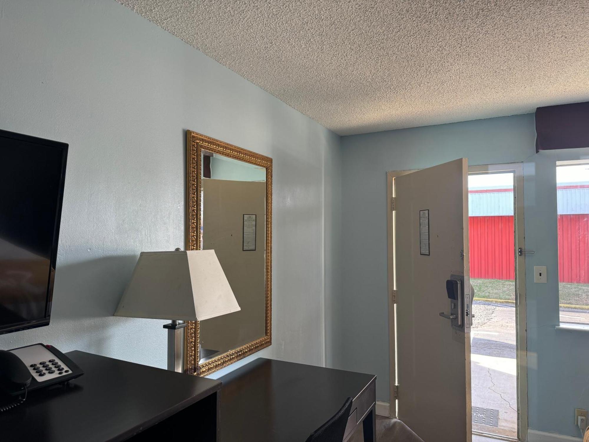 Red Carpet Inn & Suites - Danville Luaran gambar