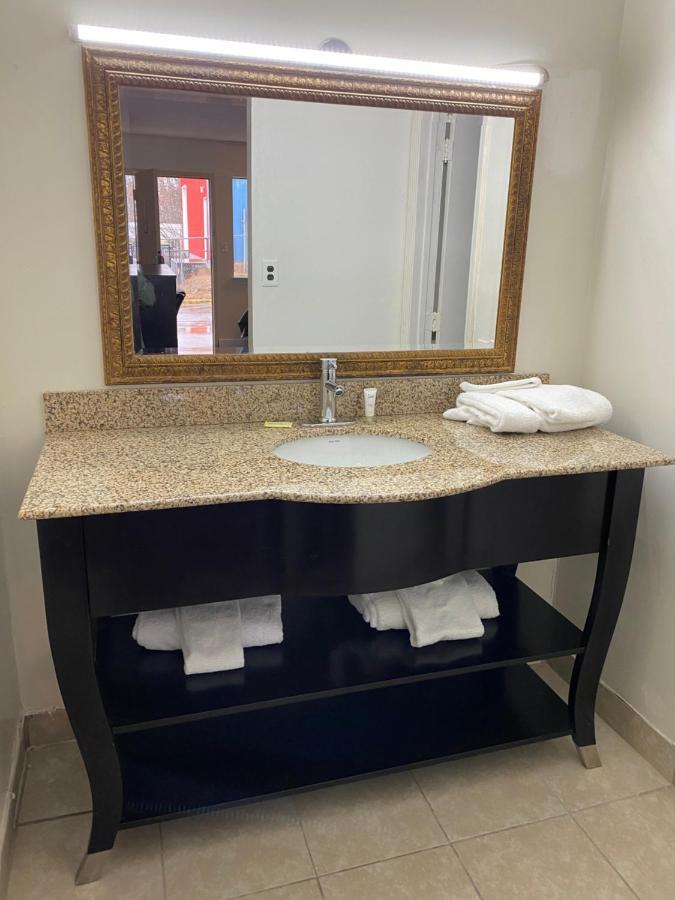 Red Carpet Inn & Suites - Danville Luaran gambar