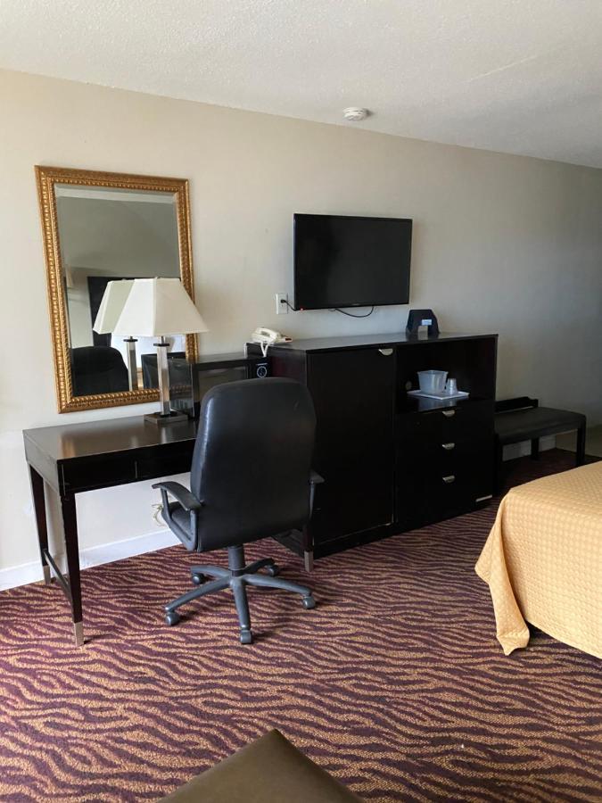 Red Carpet Inn & Suites - Danville Luaran gambar
